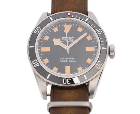 SEIKO - a Custom Mod stainless steel automatic wristwatch, black dial with luminous block hour markers, polished snowflake ha