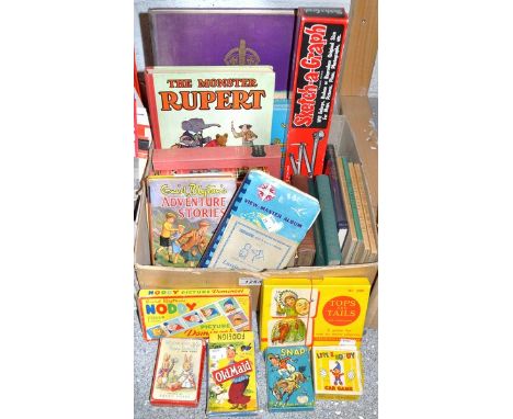 Toys and Juvenalia - Enid Blyton's Noddy picture dominoes; other card games; Viewmaster slides, Sleeping Beauty, Lassie and T