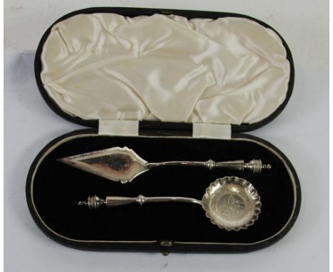 A CASED SET OF TWO EKLINKTON & CO ELECTROPLATE SERVING IMPLEMENTS with knopped handles with fancy finial tops viz a small tro