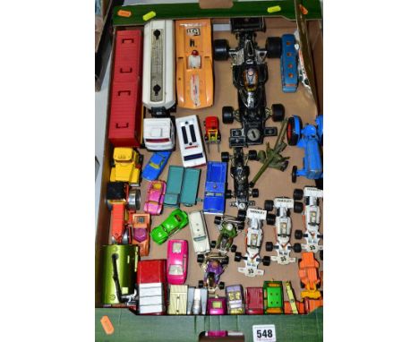 A QUANTITY OF UNBOXED AND ASSORTED PLAYWORN DIECAST VEHICCLE, to include Corgi Toys JPS Lotus, No 190, Corgi, Dinky, Corgi Ju