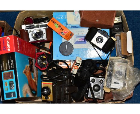 A BOX OF CAMERAS AND AND ACCESSORIES, to include an Automatica, Kodak Instamatic 200, Kodak Brownie 127, Kodak SLX-20 Brownie