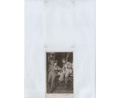 Edmund Payne signed 6x4inch vintage photo. Good condition Est.