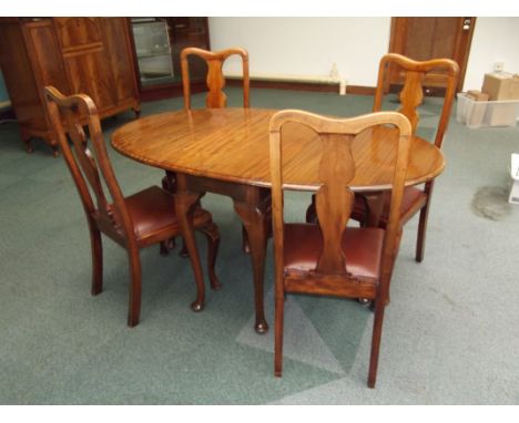 Very good quality mahogany dining table and four Queen Anne dining chairs, reputedly Waring & Gillow, the table with drop-lea