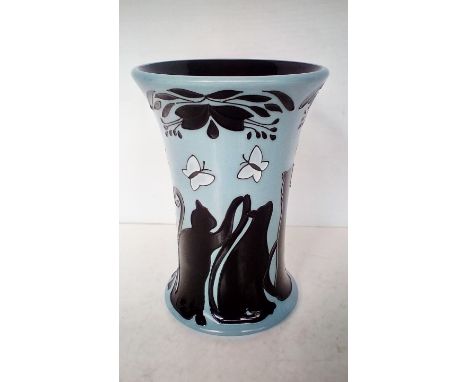 Moorcroft vase, "Lucky Black Cat", 16 cm high