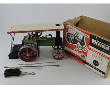 A Mamod live steam traction engine (TE1), boxed with associated equipment, L. 21cm.