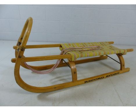Record Sport vintage wooden sledge