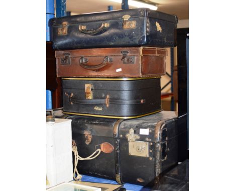 OLD TRUNK &amp; 3 VINTAGE CASES     