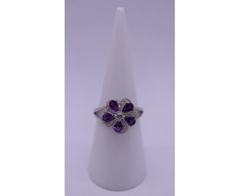 Silver amethyst set ring - Size L 
