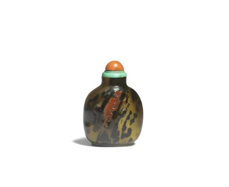 A FINE AND RARE CARVED AGATE 'MONKEY' SNUFF BOTTLE18th/19th centuryExquisitely carved, of rounded square form rising from a s