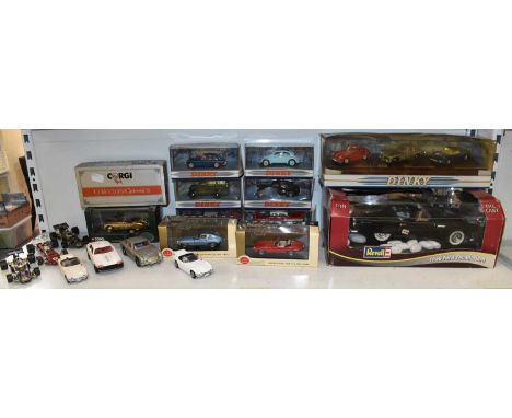 A collection of scale models including 'Dinky Classic Sports Car Series 1 Box Set', six further boxed Dinky cars, also two Co