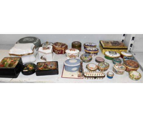 A quantity of assorted boxes including Continental porcelain example decorated with a coaching scene, approx fifteen assorted