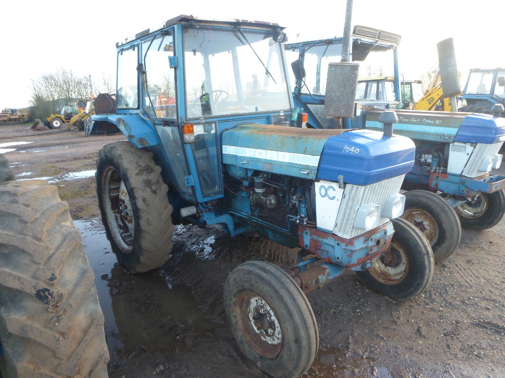 Ford 1040 tractor #8