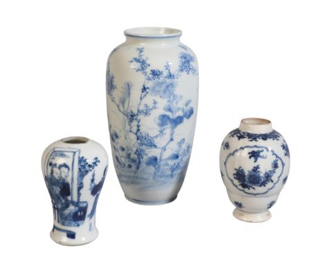 FOUR CHINESE BLUE AND WHITE VASES 19th century and later, including a vase decorated with a sparrow in flight amongst flowers