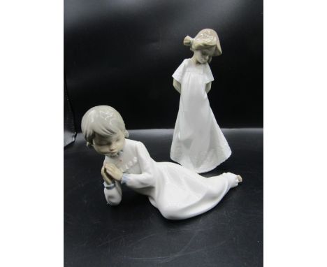 Nao 'So shy' 1109 and 'girl praying' 0565