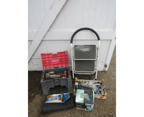 Metal steps, tools and security light etc&nbsp;