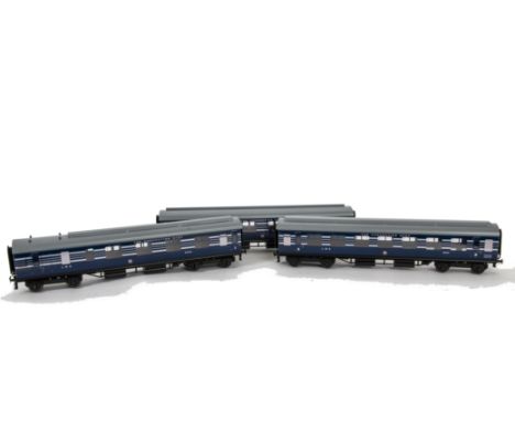 An ACE Trains O Gauge 2/3-rail C/20-A LMS 'Coronation' 3-Coach Set and Interior Detailing Kits,  in LMS streamlined blue live