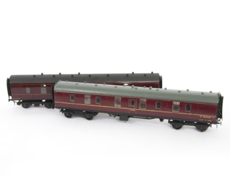 Two Kitbuilt Finescale O Gauge BR (LMR) Full Brake Coaches, comprising wooden-bodied van no M80725, and metal-bodied no M8907