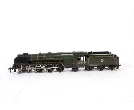 A Bassett-Lowke O Gauge Clockwork 'Duchess of Montrose' 4-6-2 Locomotive and Tender, ref 3261/0 in painted BR lined green as 