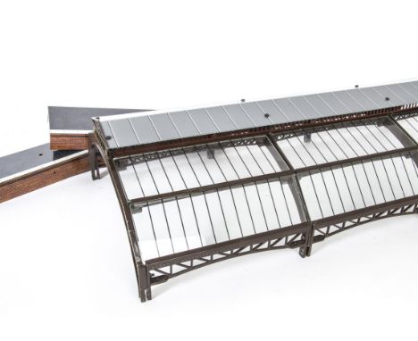 An ACE Trains 'Constructor Series' O Gauge Station Canopy Set, appears never assembled, E, box VG-E 