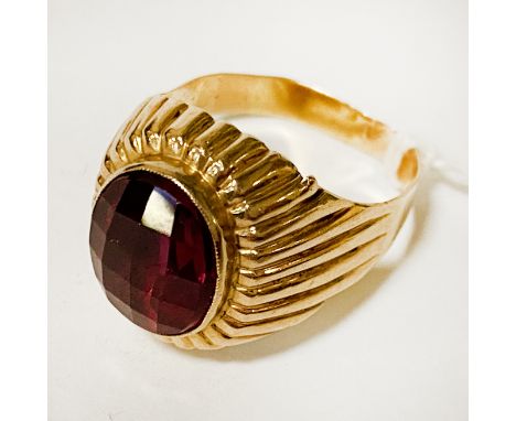 18CT TESTED RUBY RING SIZE R 4.6G APPROX