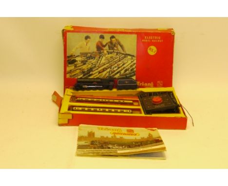 A Tri-ang RS1 OO Gauge Train Set, including lined BR black 'Princess Victoria' no 46205 with sintered iron 'low-relief' drivi