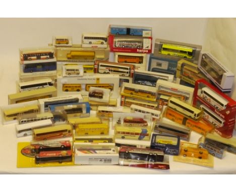 Model Buses and Coaches, Mostly 1:87 scale boxed plastic models including examples by Herpa, Reitze, IHC, Bachmann, Wiking, B