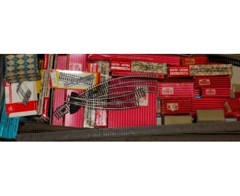 Large collection of  00 Gauge 2-Rail Track and Points by Peco Fleischmann  Hornby Dublo and other makers, Dublo (20 boxes var