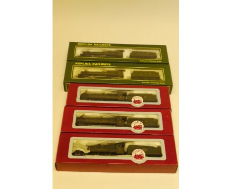 Dapol and Replica OO Gauge GWR 4-6-0 Locomotives, including two Dapol 'County of Worcester' and one 'County of Stafford', wit