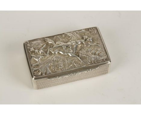 HUNTING INTEREST: A VICTORIAN SNUFF BOX of rectangular form, the cover embossed and chased with a fox hunting scene, with eng