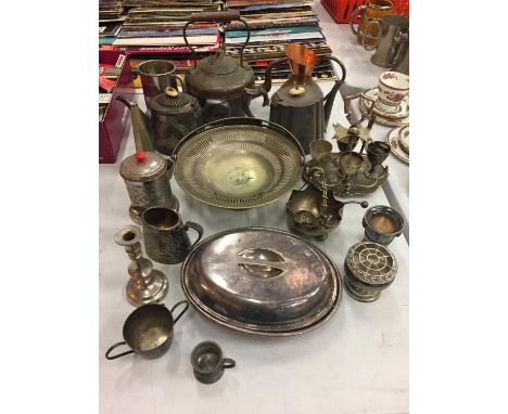 AN ASSORTMENT OF METAL WARE TO INCLUDE TEAPOTS, JUGS AND EGG CUPS 