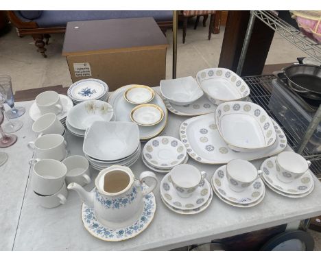 AN ASSORTMENT CERAMIC WARE TO INCLUDE SPODE GOTHIC TRIOS, SPODE GOTHIC SERVING DISHES, A COLCLOUGH TEAPOT AND PLATE AND FURTH