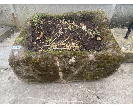 A VINTAGE STONE TROUGH/PLANTER 