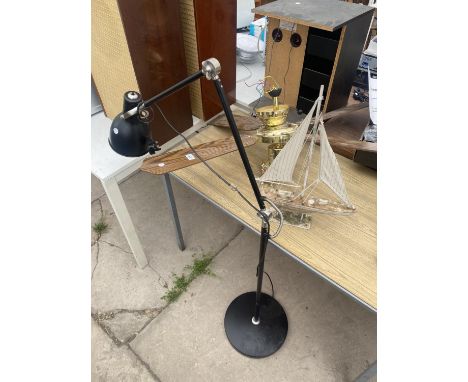 AN ASSORTMENT OF ITEMS TO INCLUDE A CIELING FAN AND AN ADJUSTABLE FLOOR LAMP ETC 