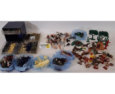 A large quantity of vintage plastic toy figures soldiers including miniature soldiers sorted by nationality and regiment,  pl