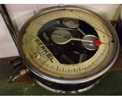Berkel number 102 Barcelona 5kg commercial scale (a/f) 