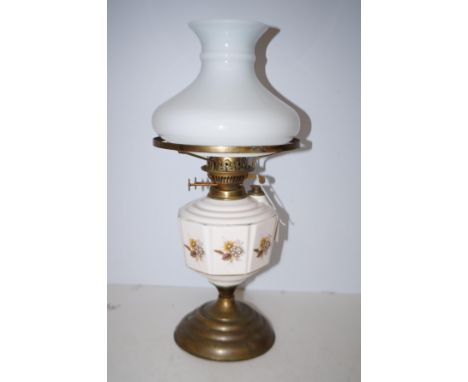 Duplex brass oil lamp 
