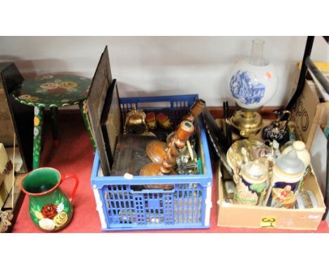 A collection of miscellaneous items, to include brass oil lamp with globular glass shade, various beersteins, pair of oak spi