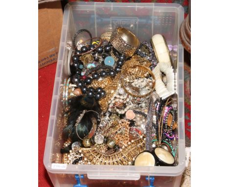 A box of costume jewellery to include necklaces, bracelets, beads, earrings etc.