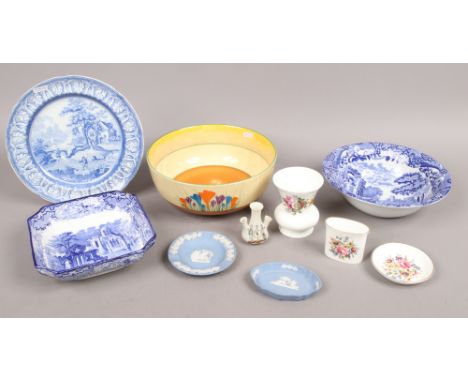 A quantity of collectable ceramics including Clarice Cliff, Wedgwood Jasperware, 19th century English pottery, Royal Worceste