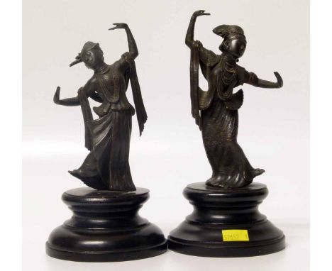 Pair of Japanese bronze figures Condition report: see terms and conditions