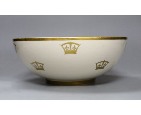 A Grays Pottery bowl commemorating 'Coronation of George VI - Queen Elizabeth 1937', 27cm