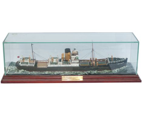 Professionally built glass cased Waterline model of GREAT WESTERN 937 ferry boat, by C D Riches Models, as used on the Fishgu