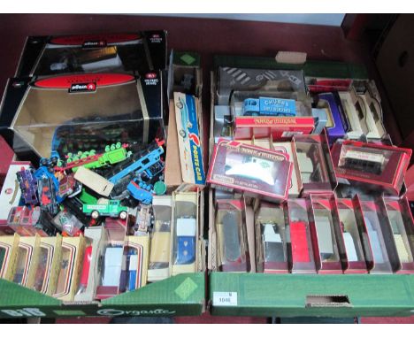 A collection of boxed model cars to include many Models of Yesteryear, Days gone, Promotional models, urago together with an 