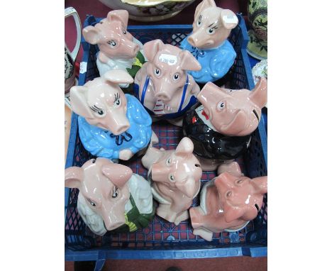 Wade NatWest full collection of piggy banks plus three douplicates, most with stoppers. (8)