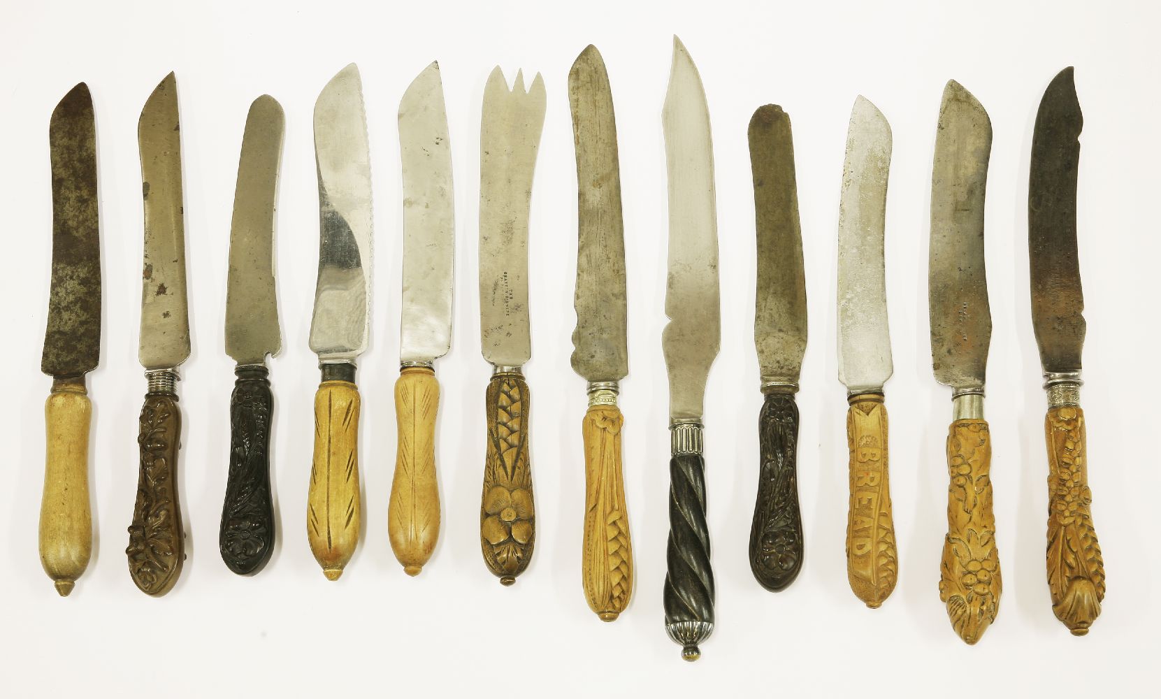 Thirtynine bread knives, principally Victorian and Edwardian