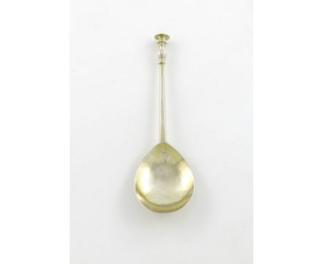 A Charles I West Sussex silver-gilt Seal-top spoon, by Daniel Seymour, Chichester circa 1630, slight tapering faceted stem, t