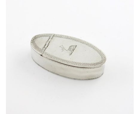 A George III provincial silver snuff box, by Langlands and Robertson, Newcastle circa 1790, oval navette form, the flush hing