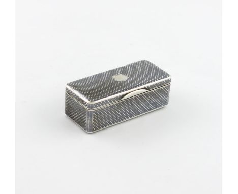 A 19th century Russian silver snuff box, assay master Viktor Savinkov, Moscow 1862, rectangular form, niello chequer board de