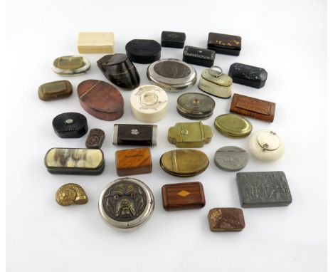 λA collection of snuff boxes, various materials, comprising: a horn box of oval form, the cover set with a coloured glass cab