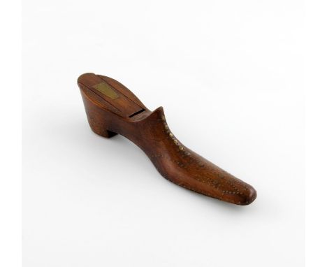 A Victorian treen novelty shoe snuff box, elongated toe, with stud-work decoration, slide-off cover, length 16.5cm.